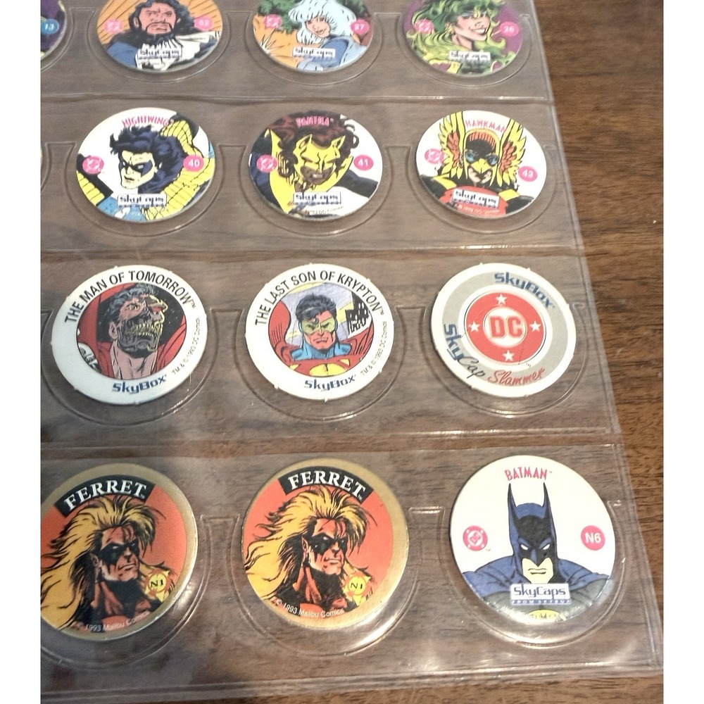 Lot of 59 Pogs DC Comics SkyCaps SkyBox from 1993 Superman Clark Kent Aquaman - Picture 9 of 11